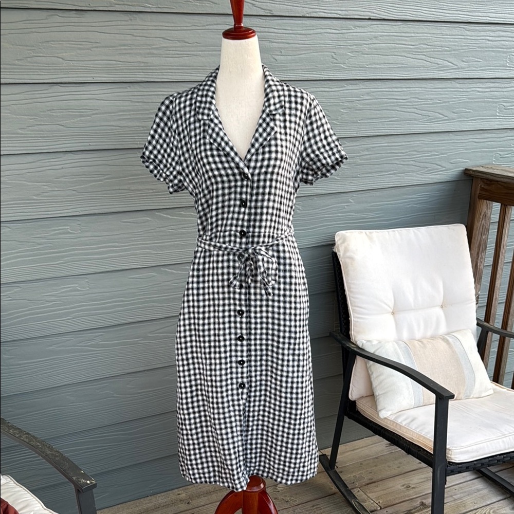 QUINCE Classic Black and White Gingham Dress (Size Small)